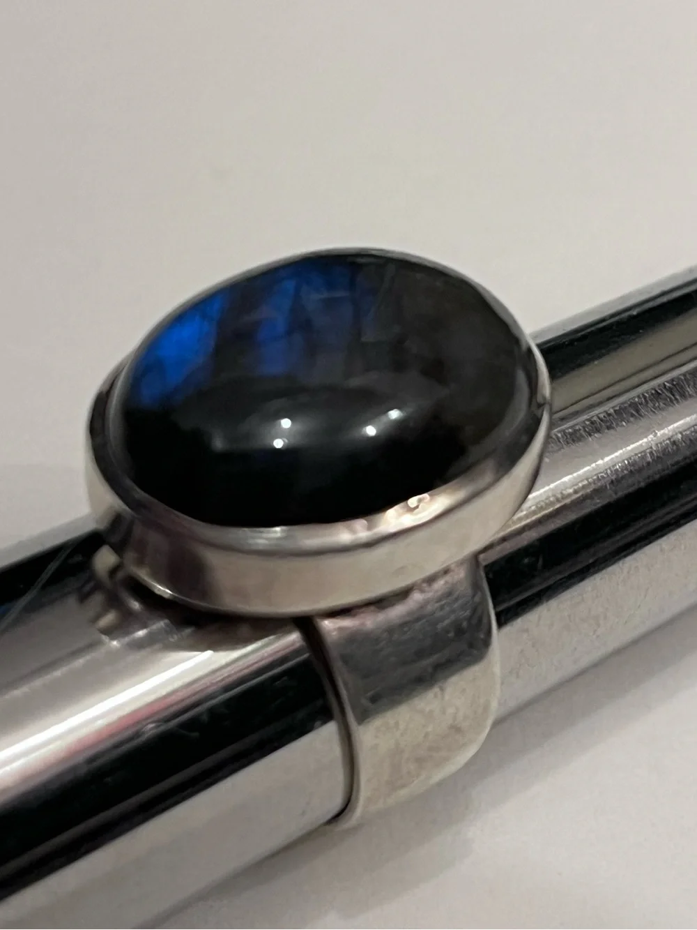 Labradorite ring. - Picture 1 of 6